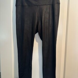 Simply Vera Vera Wang Black Imitation Leather Leggings